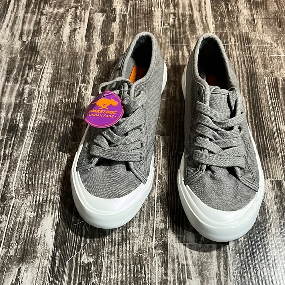 Rocket Dog Shoes Rocket Dog Canvas Sneaker Poshmark